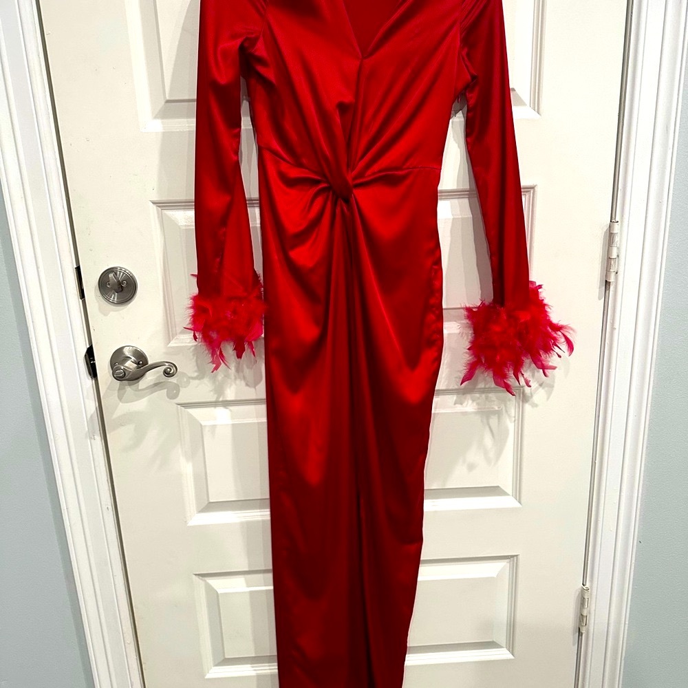 Elegant Red Long Sleeve Maxi Dress with Feather Cuffs